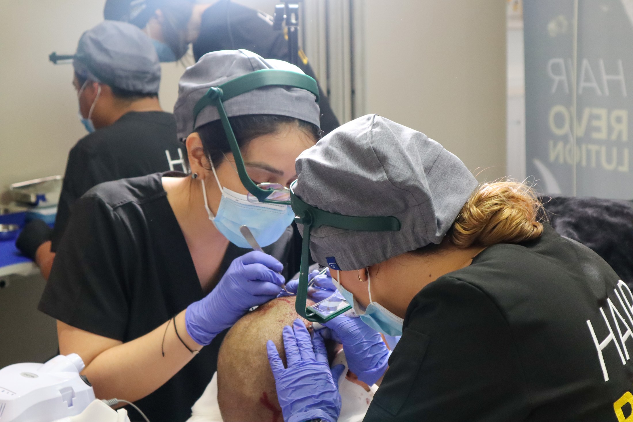 Práctica hands-on durante workshop médico